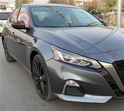 نيسان ألتيما